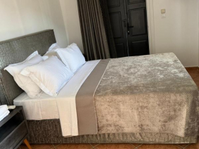 Kaloniki Rooms & Suites